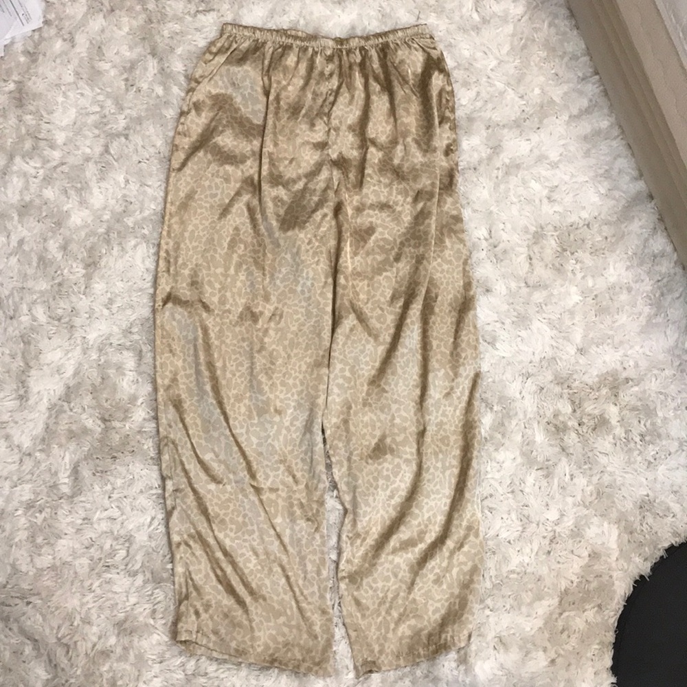 Leopard silky pajama bottoms